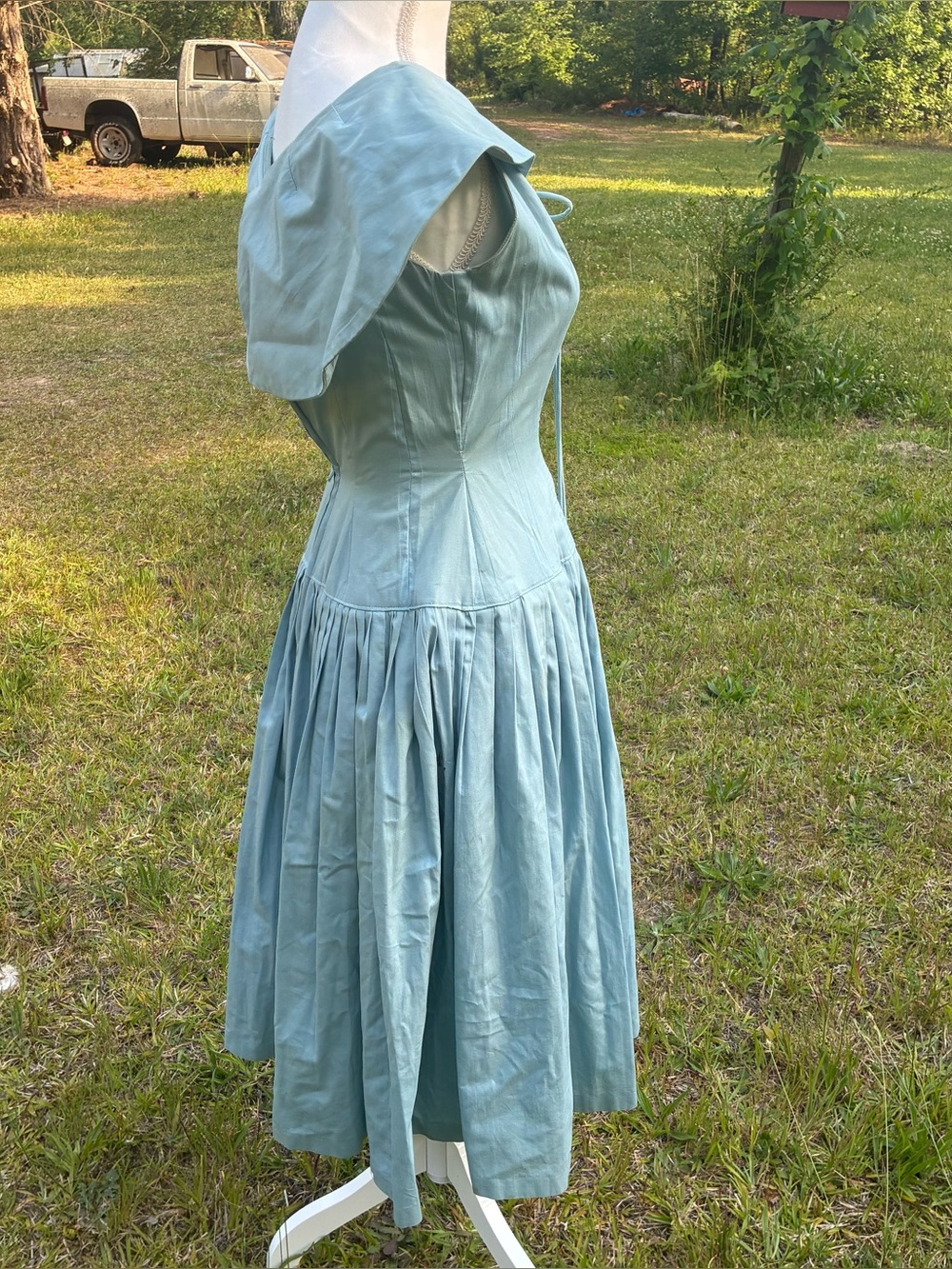 1950s Ice Blue Fit & Flare Dress Pintuck Covered Buttons Cottagecore Pinup XS/S - Picture 5 of 9